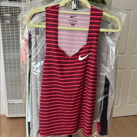Nike Dri Fit Tank. Size Large. PTP: 18.5”. Stretch. Vented. - Picture 2 of 6